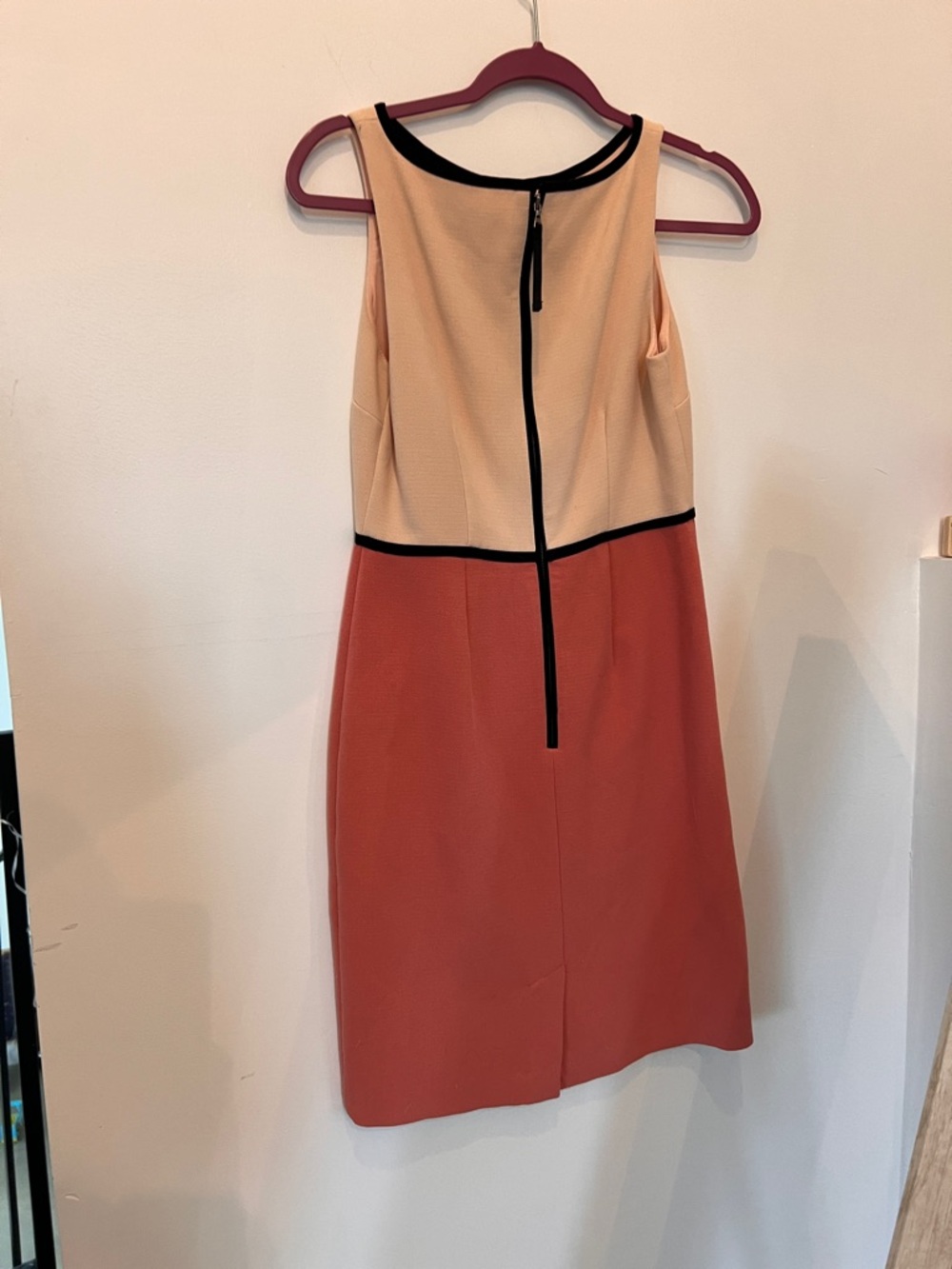 LOFT Two-Tone Pencil Dress in Peach & Coral with Black Trim 0 - Picture 6 of 8